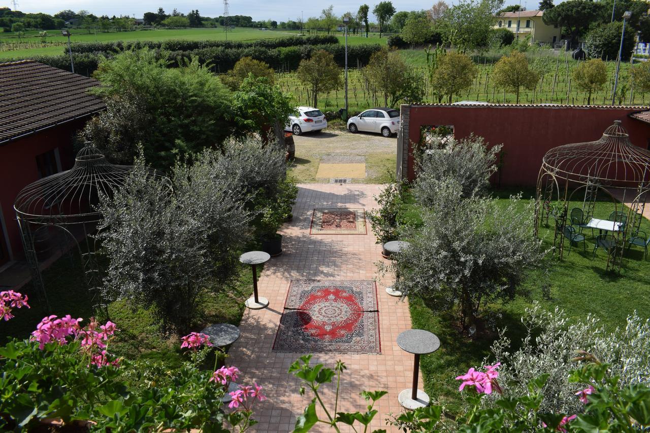 Agriturismo Mulino Bianco Lonato Eksteriør bilde
